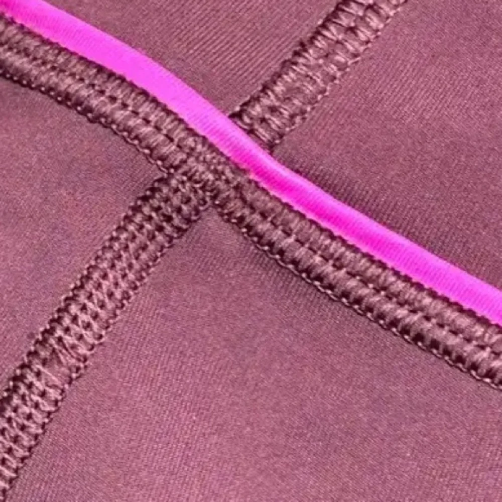 Lululemon $98 Pace Queen Tight *Full On Luxtreme Bordeaux Drama / Raspberry Sz 6